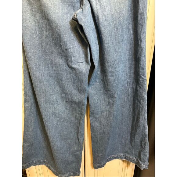 American Eagle Women Dreamy Drape Super High Rise Baggy Wide Leg Jeans Blue Sz 6 - Picture 1 of 11
